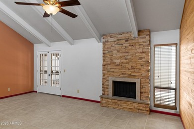 NEW PRICE!!! Highly Desirable Single-Level Patio Home w/2-Car - photo 10
