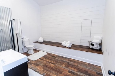 Introducing a Masterpiece of Luxury Living with high end - photo 34