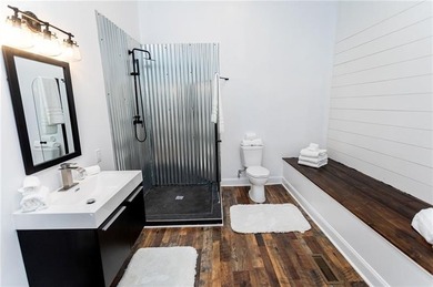 Introducing a Masterpiece of Luxury Living with high end - photo 35