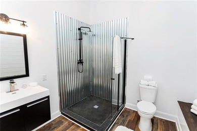 Introducing a Masterpiece of Luxury Living with high end - photo 36