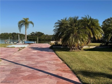 Caloosahatchee River Lot For Sale in Fort Myers Florida