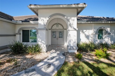 Caloosahatchee River Home For Sale in Fort Myers Florida