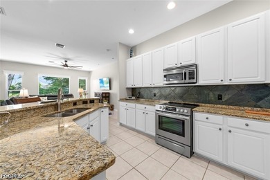 This 3 bedroom, 3 bath showplace in a peaceful, serene lake - photo 19