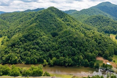 (private lake, pond, coastal) Acreage For Sale in Green Mountain North Carolina