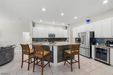 This 3 bedroom, 3 bath showplace in a peaceful, serene lake - photo 21