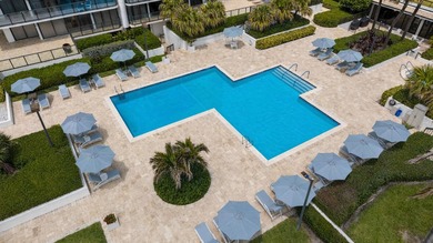 Fully furnished and equipped, this penthouse oceanfront - photo 29