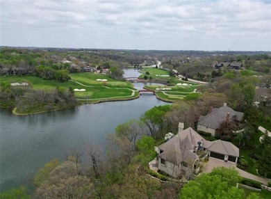 Rare opportunity to acquire one of Cedar Creek's Signature - photo 3
