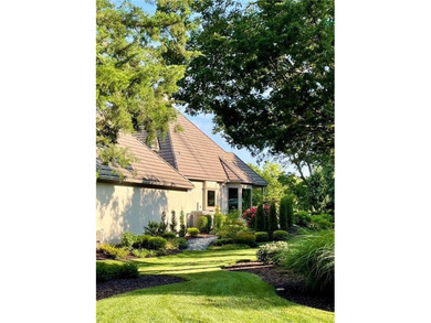 Rare opportunity to acquire one of Cedar Creek's Signature - photo 8