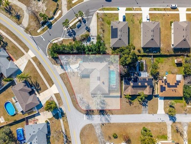 Located on a corner lot in a well-established Deltona - photo 2