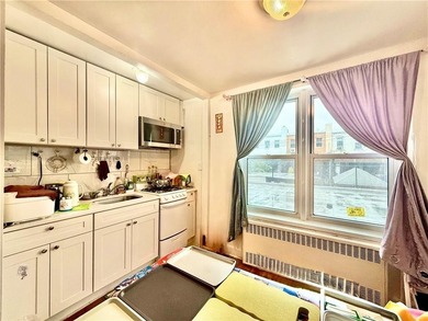 Gorgeous studio COOP apartment in Madison area on 1st floor - photo 5