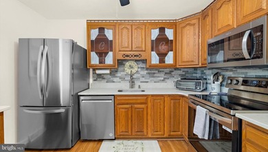 Welcome to this beautifully updated split-level home in - photo 12