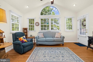 Welcome to this beautifully updated split-level home in - photo 14