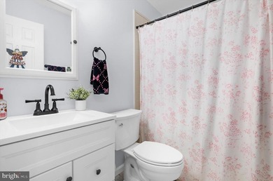 Welcome to this beautifully updated split-level home in - photo 17