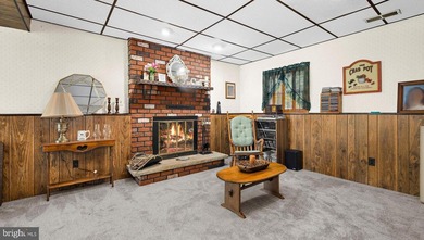 Welcome to this beautifully updated split-level home in - photo 25