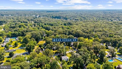 Welcome to this beautifully updated split-level home in - photo 37