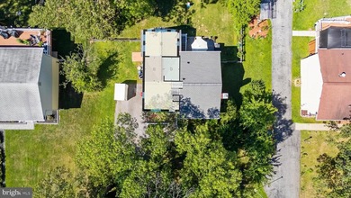 Welcome to this beautifully updated split-level home in - photo 39