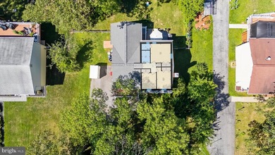 Welcome to this beautifully updated split-level home in - photo 41