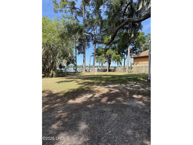 Breathtaking water view from this almost completely renovated - photo 3