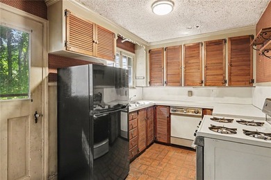 Welcome to 29 Pake Lane! This charming Colonial home offers an - photo 8