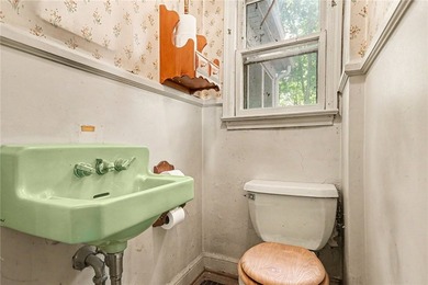 Welcome to 29 Pake Lane! This charming Colonial home offers an - photo 10
