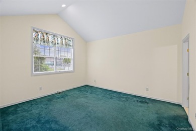 Welcome to Setauket Meadows, a highly sought 55+ gated community - photo 8