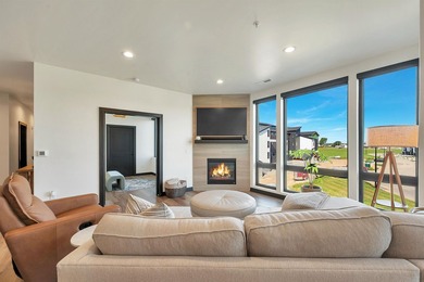 Maintenance-free waterfront living! Enjoy high end condo living - photo 14