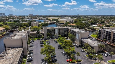 STUNNING WATER VIEWS! Rare private end-unit overlooking the - photo 30