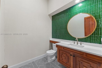 Tucked away in the heart of the Redlands, this private estate - photo 8