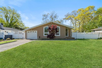 Well-maintained 3 bed 1 bath ranch with fully owned solar panels - photo 1