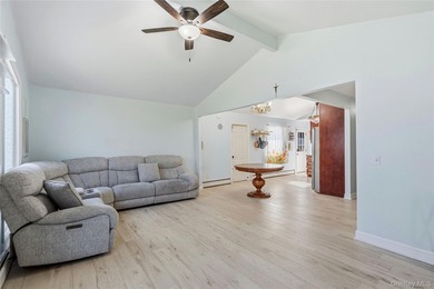 Well-maintained 3 bed 1 bath ranch with fully owned solar panels - photo 4