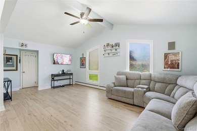 Well-maintained 3 bed 1 bath ranch with fully owned solar panels - photo 6
