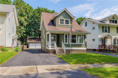 Welcome to Laurelton Rd in the heart of North Winton Village! - photo 2