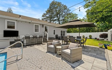 Pride of ownership shines throughout this Spectacular 3-bedroom - photo 19