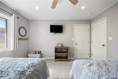 IMPROVED PRICE!! Escape the city and enjoy lake life in this - photo 20