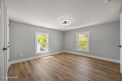 Fully renovated, historic 1930 duplex in the heart of Washington - photo 22