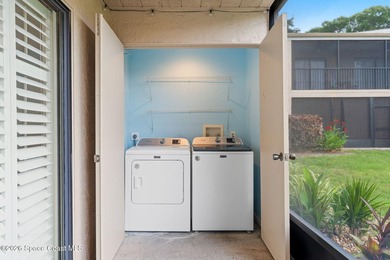 Beautiful Ground Floor 2 bedroom, 2 bath unit located in a - photo 26