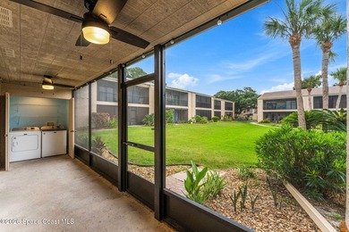 Beautiful Ground Floor 2 bedroom, 2 bath unit located in a - photo 27