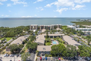 Beautiful Ground Floor 2 bedroom, 2 bath unit located in a - photo 34