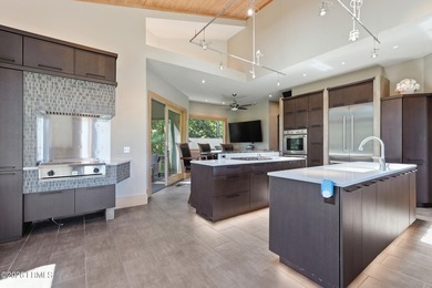 Sweeping 180-degree golf and lagoon views overlooking the 12th - photo 10