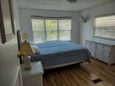 Step into this beautifully remodeled, fully furnished 2-bedroom - photo 12