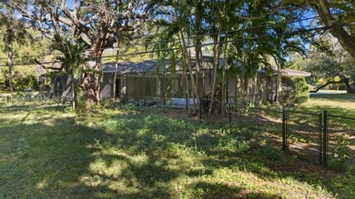 Own one of the largest lots in Pinecrest, spanning over 1.3 - photo 13