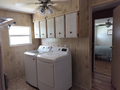 Step into this beautifully remodeled, fully furnished 2-bedroom - photo 18