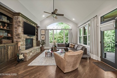 Welcome to an exceptional opportunity in Farragut's prestigious - photo 11