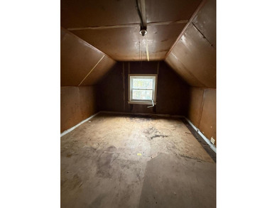 Incredible Cash flow, currently rented at $2,100/mo HCV Just a - photo 13