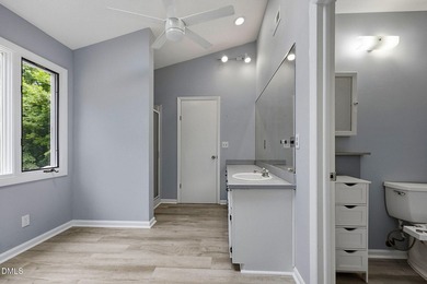 Detached 2-Car Garage with Finished Bonus Room & Full Bath! - photo 36