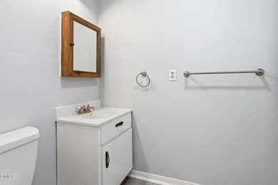 Detached 2-Car Garage with Finished Bonus Room & Full Bath! - photo 37