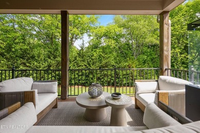 Welcome to an exceptional opportunity in Farragut's prestigious - photo 40