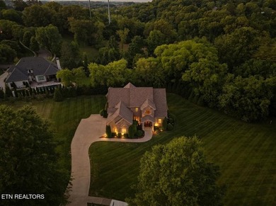 Welcome to an exceptional opportunity in Farragut's prestigious - photo 42
