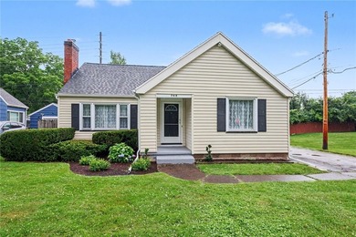 Welcome to 765 South Grosvenor, a lovingly cared-for 3-bedroom - photo 1