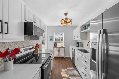 Amazing 2BD/2BA townhome professionally remodeled in the